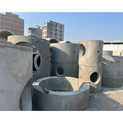 曲靖混凝土井筒的壁厚設(shè)計，是依據(jù)哪些具體參數(shù)和實際需求來確定的？